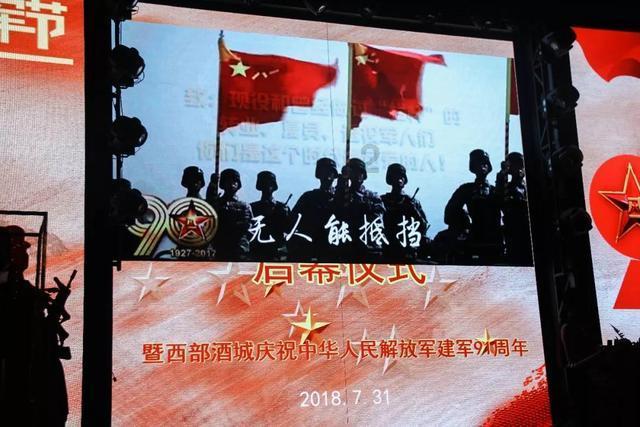 C罗力压梅西哈兰德,环球奖独揽3项大奖并发表霸气回应